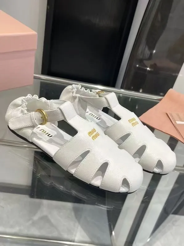 Miu Miu 2026ss 春夏季走秀款 羅馬涼鞋