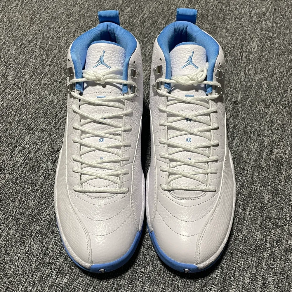 純原 Air Jordan 12 " Melo " 白藍 AJ12喬12 男子文化籃球鞋 CT8013-112 圈內知名口碑大廠出品 原楦原紙板 原廠皮料 原廠碳板打造 極致一眼正品既視感 高階外貿零售專供品質 尺碼：40 40.5 41 