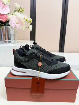 代購級，高版本，共15個顏色🦅⛳️義大利Loro Piana·諾悠翩雅Tennis walk系列 LP休閒 運動鞋 老爹鞋🎁🎁原版購入開發 做貨 ，適合全年穿著👫包邊鞋底營造增高輕鬆迷人的色彩組合，LP的款式都是高品質 保持低調做派