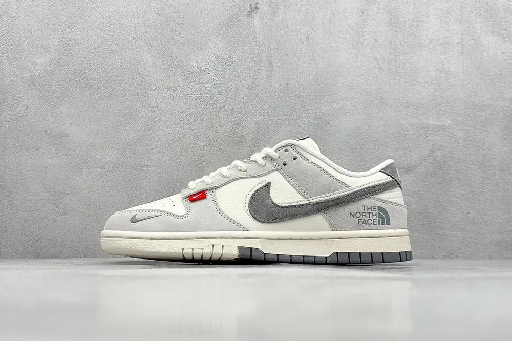 560💰
