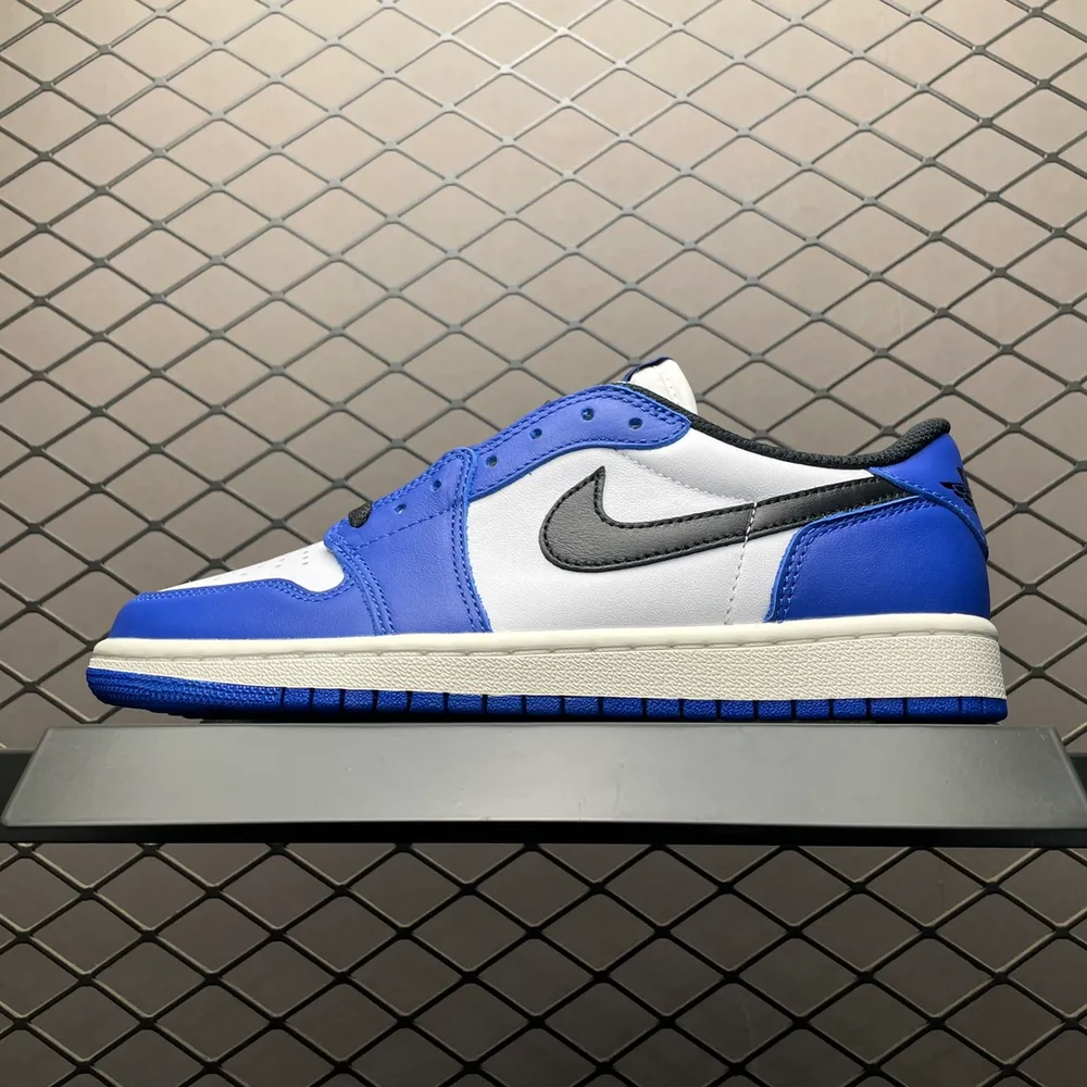 💰660 純原 Air Jordan 1 Low " Game Royal " AJ1喬1低幫文化籃球鞋 CZ0790-140 國內一線頭部知名大廠出品 高階外貿零售專供品質 原鞋原楦頭紙板開發 原廠防塵紙 極致一眼正品既視感 尺碼：40