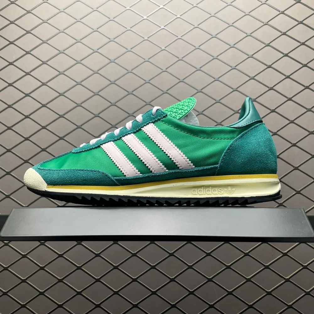 💰530 AD 阿迪 SL 72 RS 復古休閒鞋 IE3427 純原品質出貨 尺碼：35.5 36 36.5 37 38 38.5 39 40 40.5 41 42 42.5 43 44 44.5 45 編號：23TDEF17