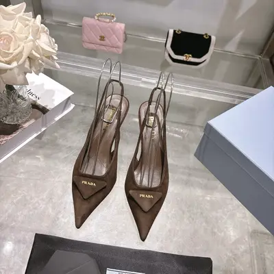 PRADA 普拉達  25𝐬𝐬 出廠價羊猄面💰670