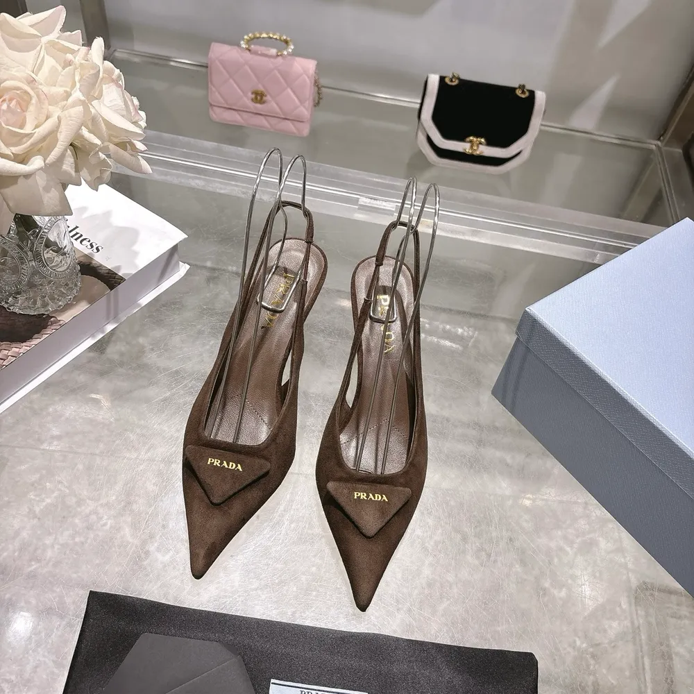 PRADA 普拉達  25𝐬𝐬 出廠價羊猄面💰670