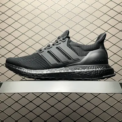 💰540 純原AD 阿迪 Ultra Boost OG U超音波彈力爆米花中底休閒跑步鞋 HQ4199 尺碼：36 36.5 37 38 38.5 39 40 40.5 41 42 42.5 43 44 44.5 45 46 編號：25TD