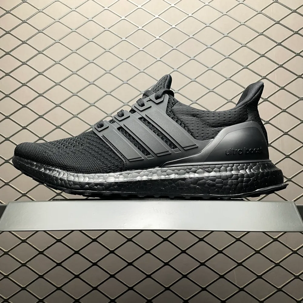 💰540 純原AD 阿迪 Ultra Boost OG U超音波彈力爆米花中底休閒跑步鞋 HQ4199 尺碼：36 36.5 37 38 38.5 39 40 40.5 41 42 42.5 43 44 44.5 45 46 編號：25TD