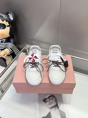 P620🌸miumiu26春款網鞋｜春日氛圍感穿搭的本命鞋🌸