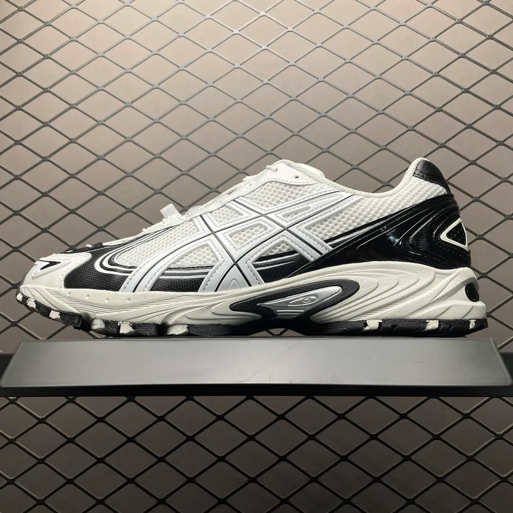💰569 純原Asics 亞瑟士 GEL-Kahana TR V4 低幫運動休閒跑步鞋 1203A497-100 平臺專供品質 區別市面通貨 尺碼：36 37 37.5 38 39 39.5 40 40.5 41.5 42 42.5 43