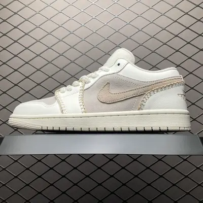 💰559 純原Air Jordan 1 Low AJ1喬1低幫 HV4268-120 目前市售最高品質出貨 原鞋開發 平臺訂單專用代工流水線打造 一眼zp既視感 尺碼：35.5 36 36.5 37.5 38 38.5 39 40 40.