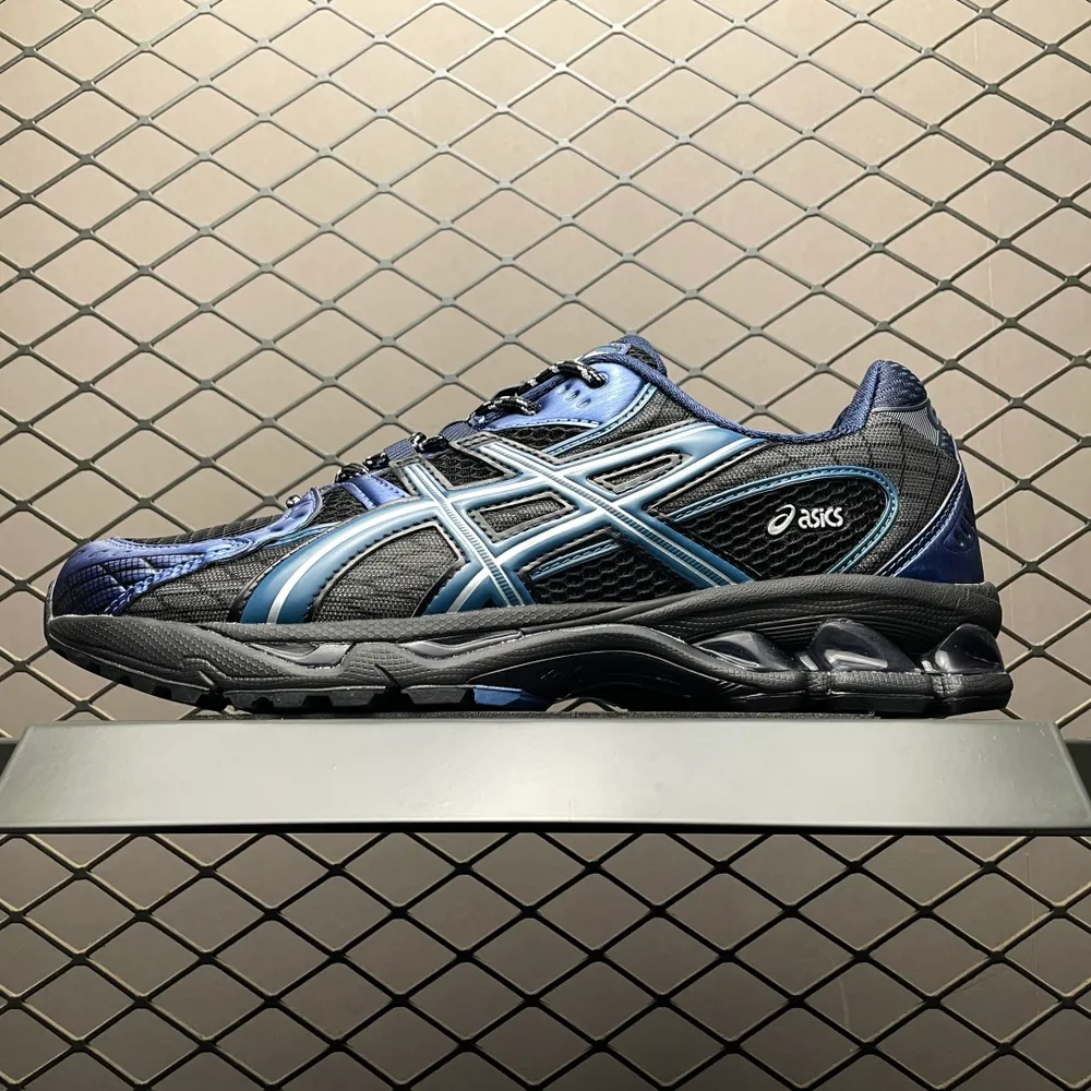 💰569 純原Asics 亞瑟士 GEL-Nimbus 10.1 低幫運動休閒跑步鞋 1203A543-002 高階零售專供品質 尺碼：36 37 37.5 38 38.5 39 39.5 40 40.5 41.5 42 42.5 43.