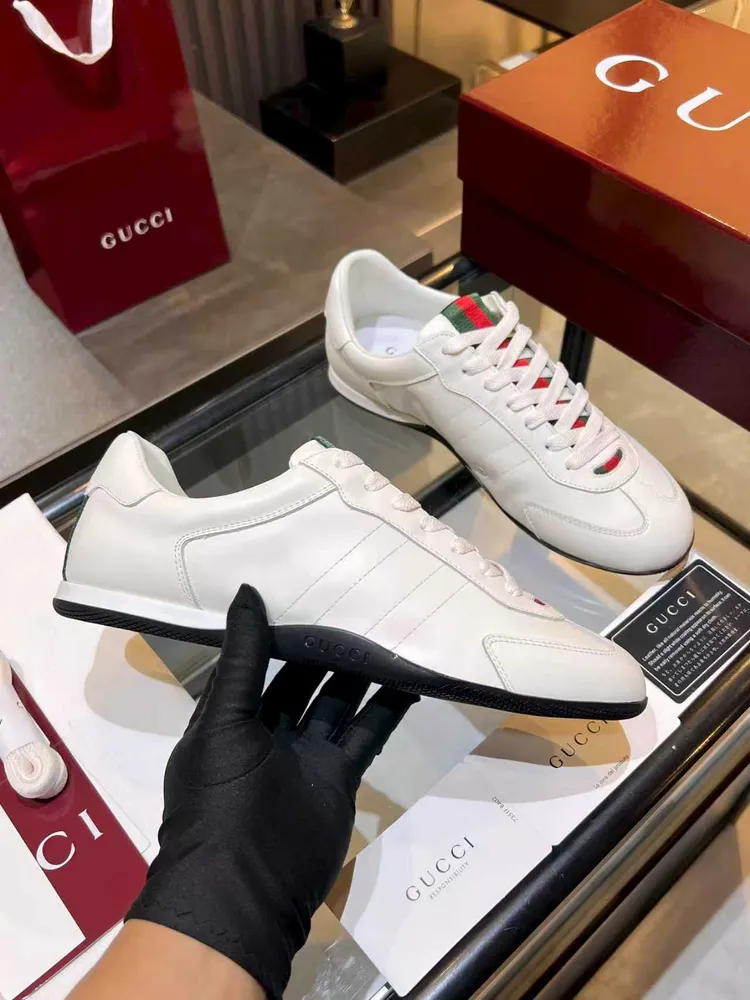 Gucci Shift2026走秀款系列情侶款德訓薄底運動鞋❗❗
