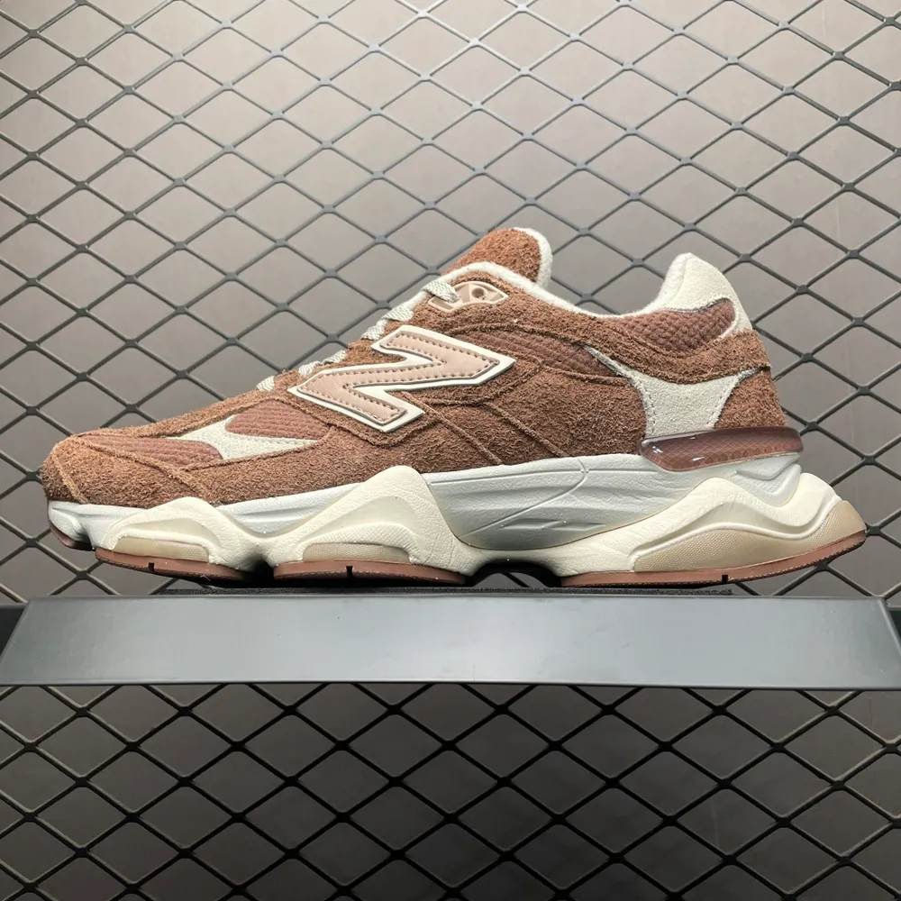 💰579 純原New Balance 新百倫 U9060CCC 復古休閒慢跑鞋 尺碼：36 37 37.5 38 38.5 39.5 40 40.5 41.5 42 42.5 43 44 44.5 45 46.5 編號：27YEFF202