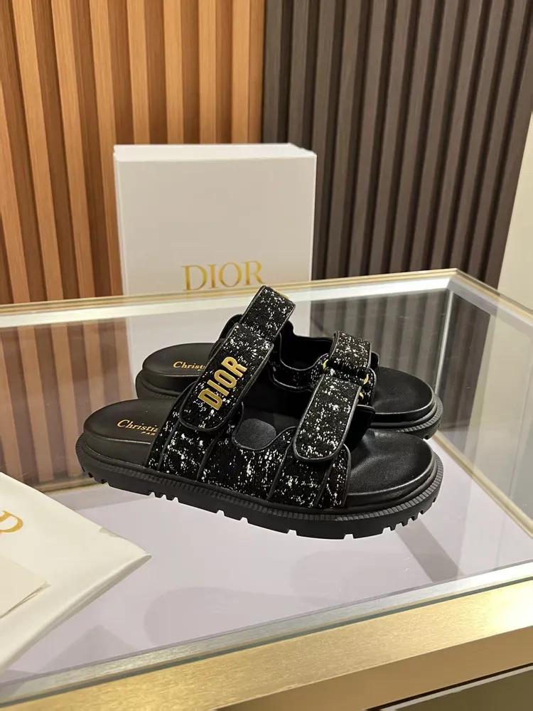 P630。Dior經典爆款涼拖