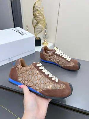 羅意威·LOEWE⛳️阿甘鞋，腳感無敵！年度暴走款 內增高德訓鞋！