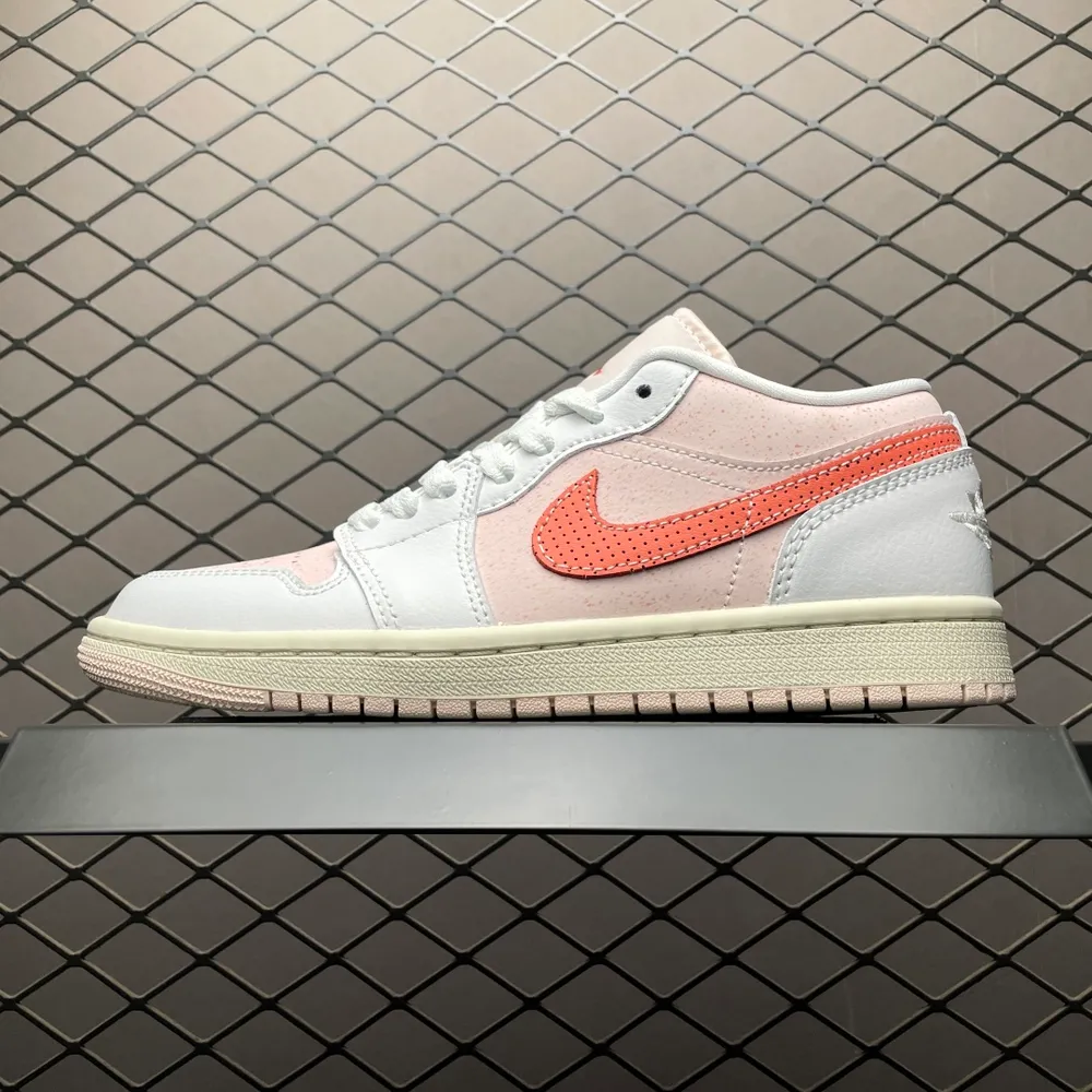 💰569 純原Air Jordan 1 Low AJ1喬1低幫 HQ2593-601 目前市售最高品質出貨 原鞋開發 平臺訂單專用代工流水線打造 一眼ZP既視感 尺碼：35.5 36 36.5 37.5 38 38.5 39 40 40.