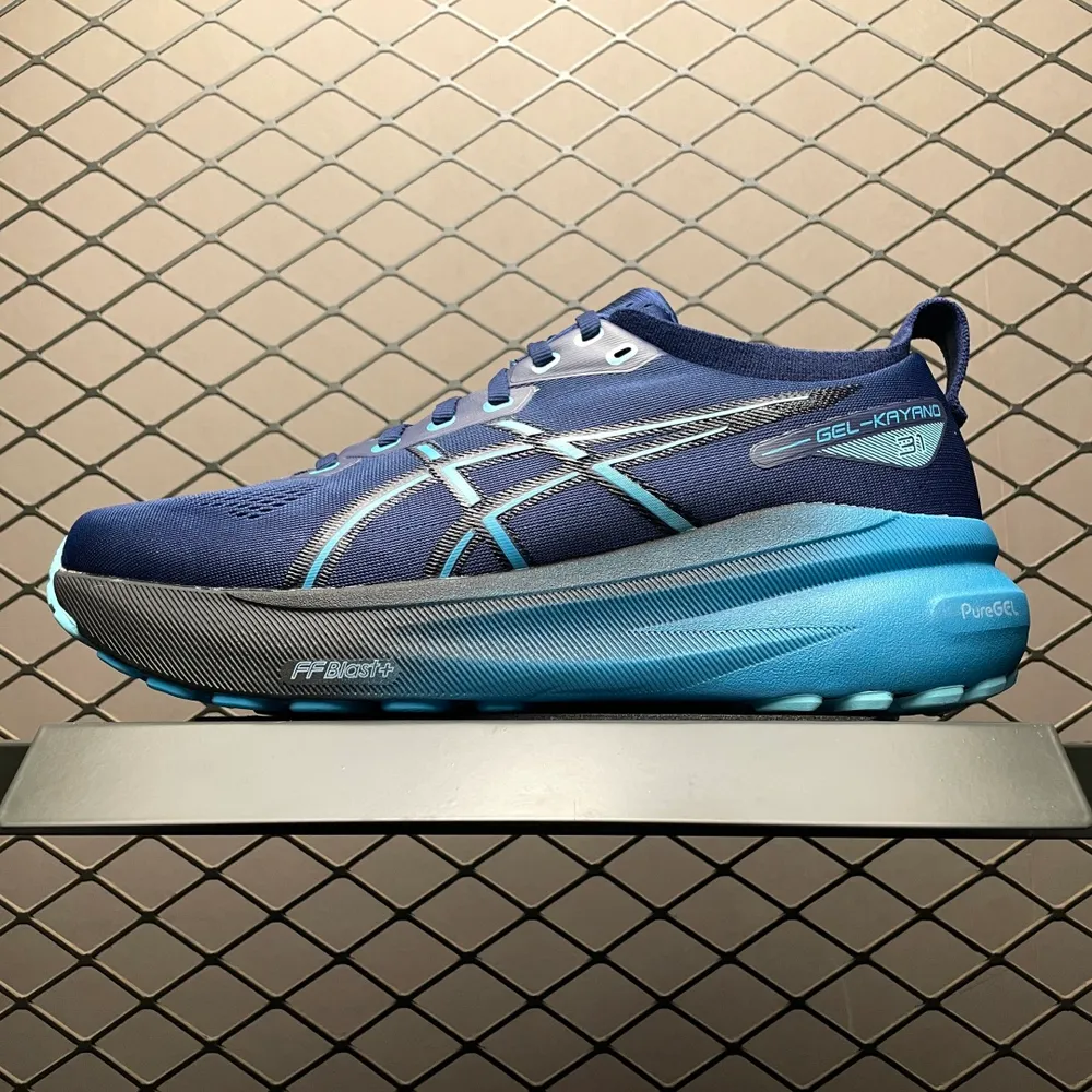 💰569 純原Asics 亞瑟士 GEL-Kayano 31 低幫運動休閒跑步鞋 1011B867-401 平臺專供品質 區別市面通貨 尺碼：36 37 37.5 38 39 39.5 40 40.5 41.5 42 42.5 43.5 