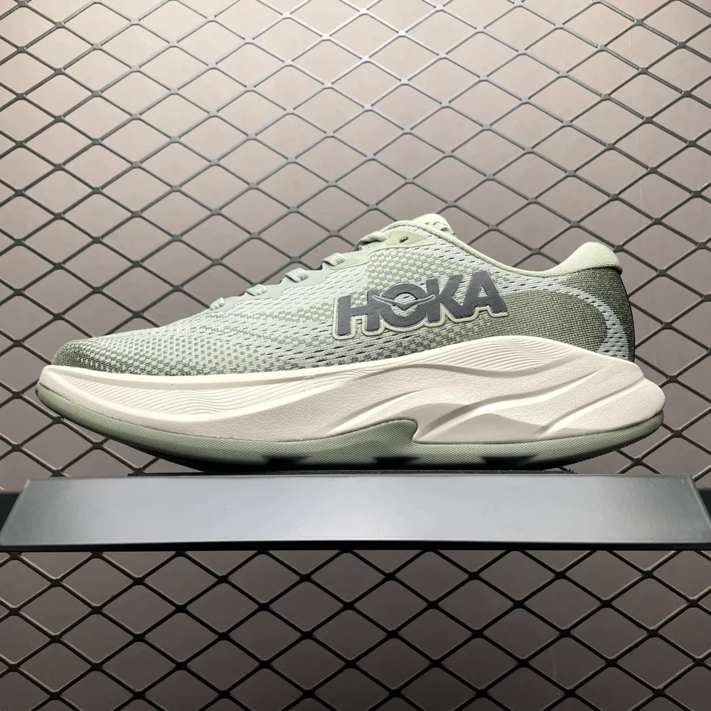 💰550 純原Hoka Rincon 4 網面透氣跑步鞋 1155133 尺碼： 36 36.5 37 38 38.5 39 40 40.5 41 42 42.5 43 44 45 編號：25TDEF60