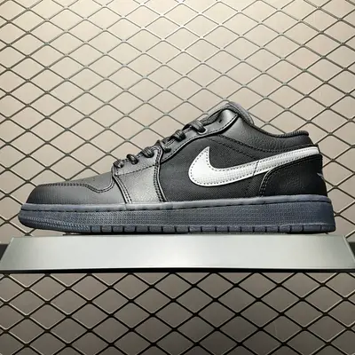 💰569 純原Air Jordan 1 Low AJ1喬1低幫文化籃球鞋 HV5968-001 目前市售最高品質出貨 原鞋開發 平臺訂單專用代工流水線打造 一眼zp既視感 尺碼：35.5 36 36.5 37.5 38 38.5 39 4