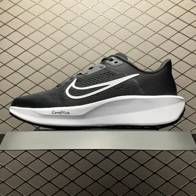 💰550 純原NK Quest 6 極致6代 網面透氣跑步鞋 FD6033-001 尺碼：36 36.5 37.5 38 38.5 39 40 40.5 41 42 42.5 43 44 44.5 45 46 編號：24TDEF131