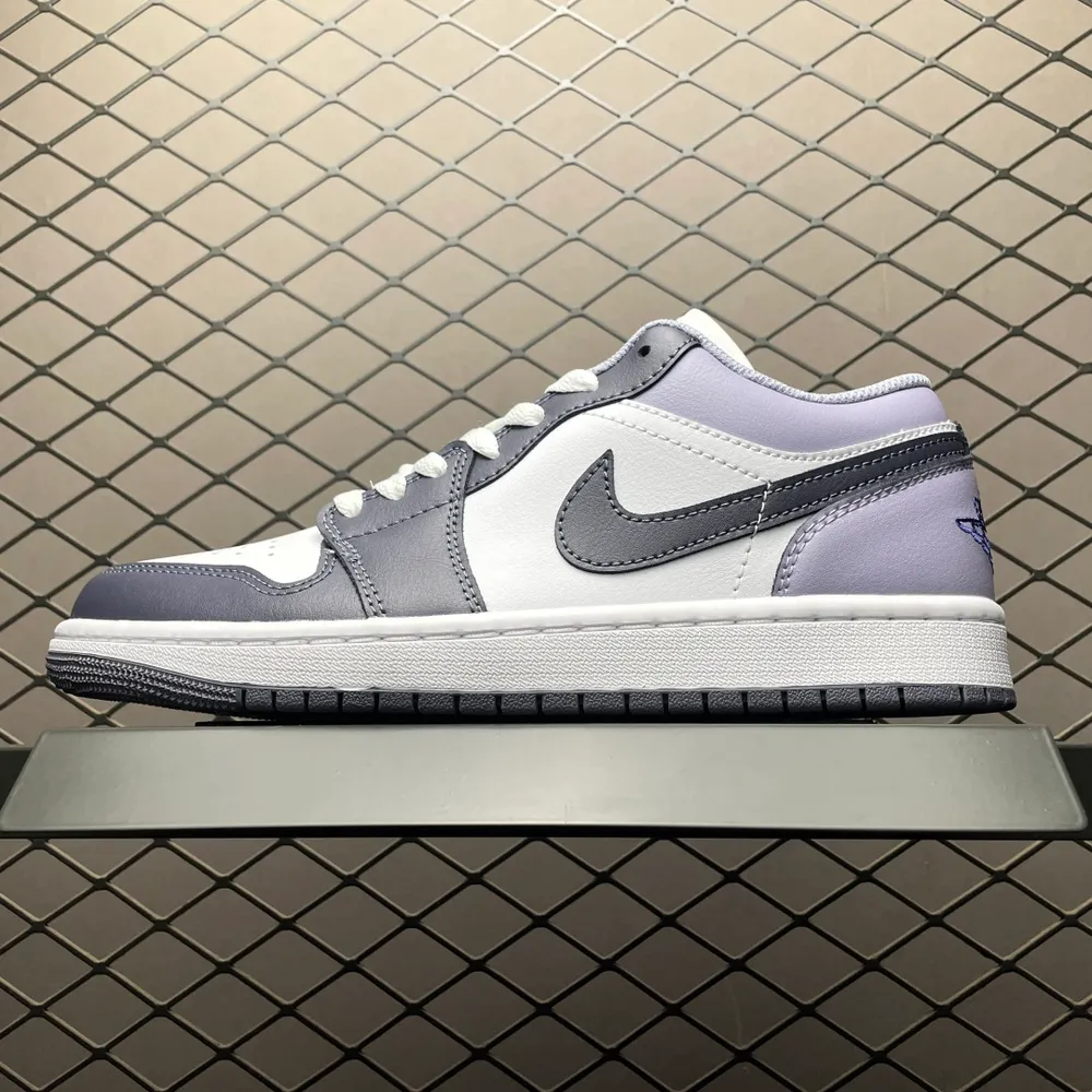 💰569 純原Air Jordan 1 Low AJ1喬1低幫文化籃球鞋 553558-145 目前市售最高品質出貨 原鞋開發 平臺訂單專用代工流水線打造 一眼zp 既視感 尺碼：40 40.5 41 42 42.5 43 44 44.5