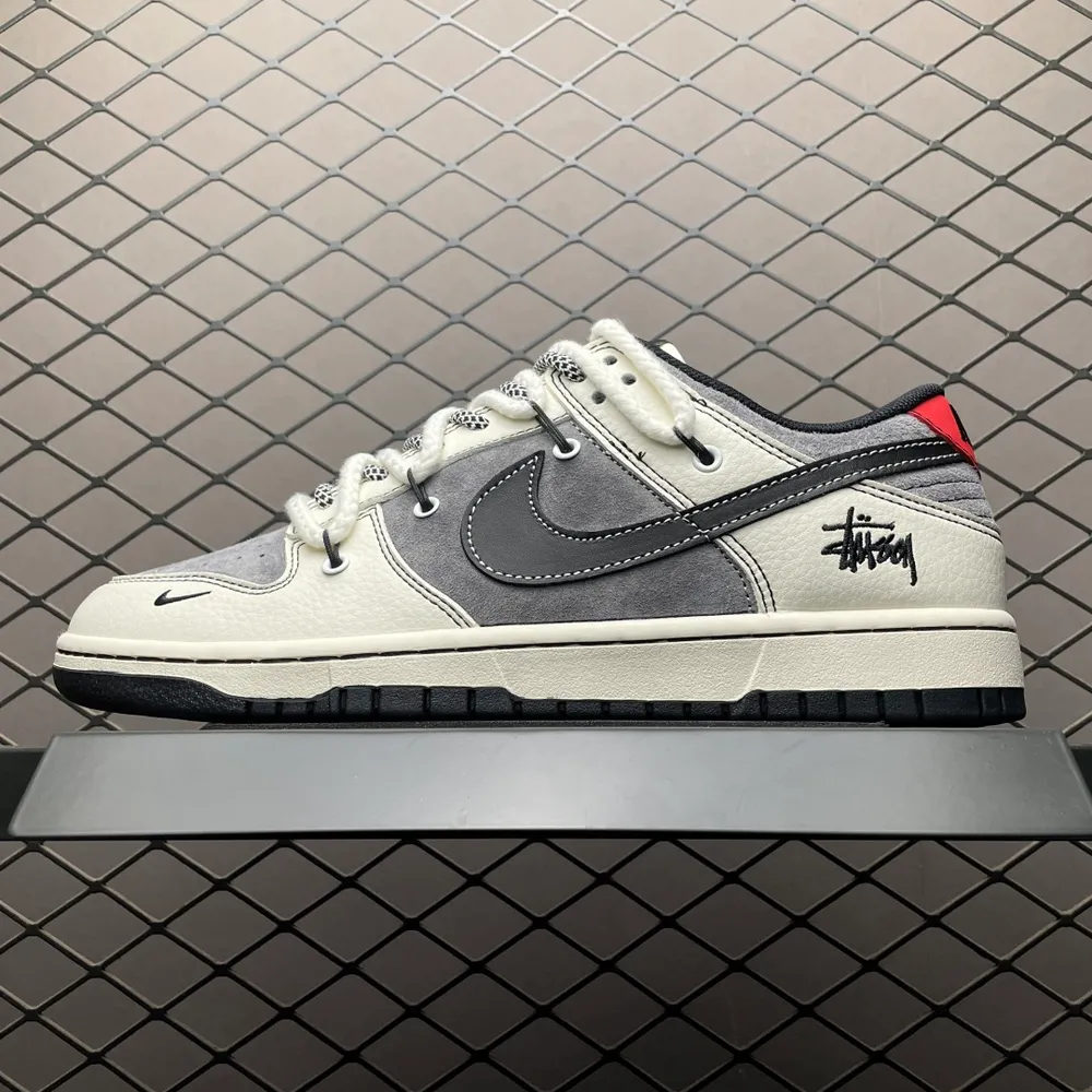 💰660 純原NK Dunk Low 客制款 低幫休閒板鞋 YX5066-208 尺碼：36 36.5 37.5 38 38.5 39 40 40.5 41 42 42.5 43 44 44.5 45 46 編號：35YEFFJ