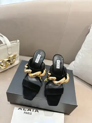 P680​​Alaïa2026春夏坡跟涼鞋​​