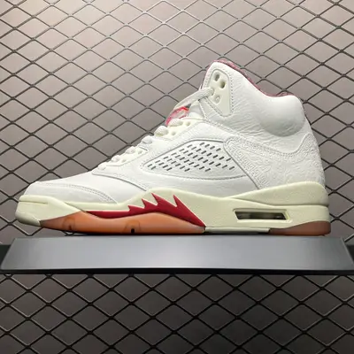 💰850 純原版本 Air Jordan 5 Retro AJ5喬5 男子文化籃球鞋 HF8833-100 國內一線大廠OG出品 匠心打造 原廠皮料原廠資料 全新紙板 模具打造 外貿 平臺高階零售專供品質 品質毋庸置疑 一眼正品既視感 細