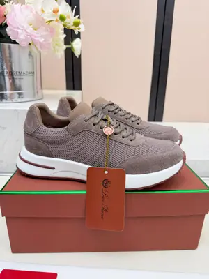 代購級，高版本🦅⛳️義大利Loro Piana·諾悠翩雅Tennis walk系列 LP休閒 運動鞋 老爹鞋🎁🎁原版購入開發 做貨 ，適合全年穿著👫包邊鞋底營造增高輕鬆迷人的色彩組合，LP的款式都是高品質 保持低調做派的上層人士穿著