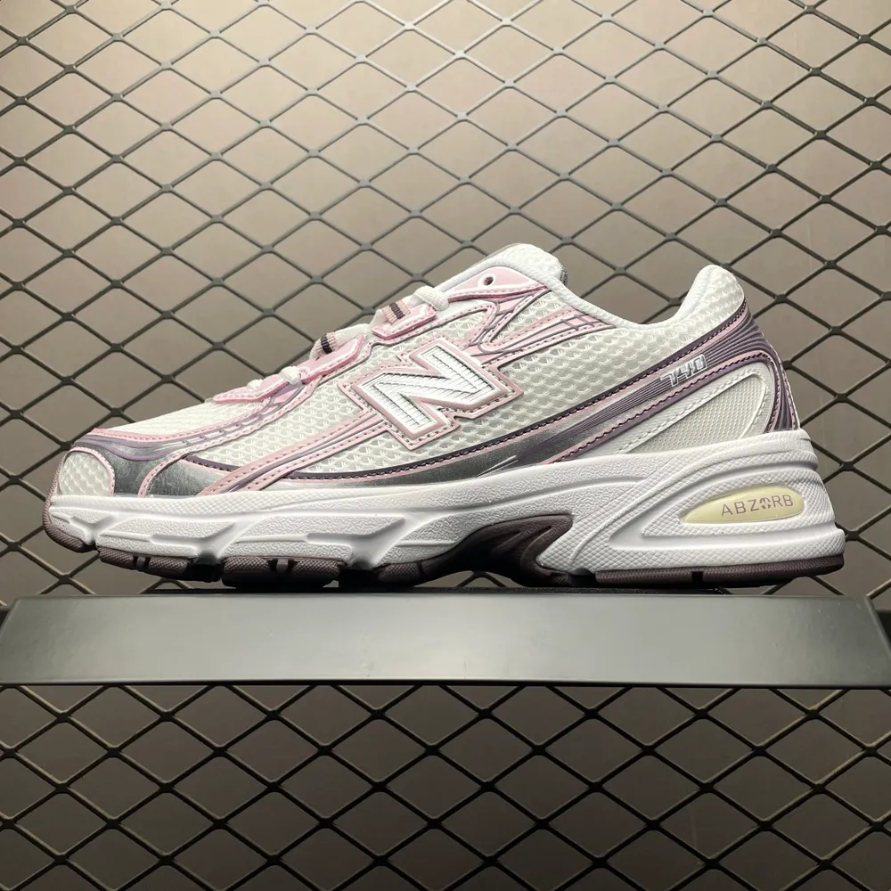 💰530 純原New Balance 新百倫 U740PK2 復古休閒慢跑鞋 尺碼：36 37 37.5 38 38.5 39.5 40 40.5 41.5 42 42.5 43 44 44.5 45 編號：23TDEF35