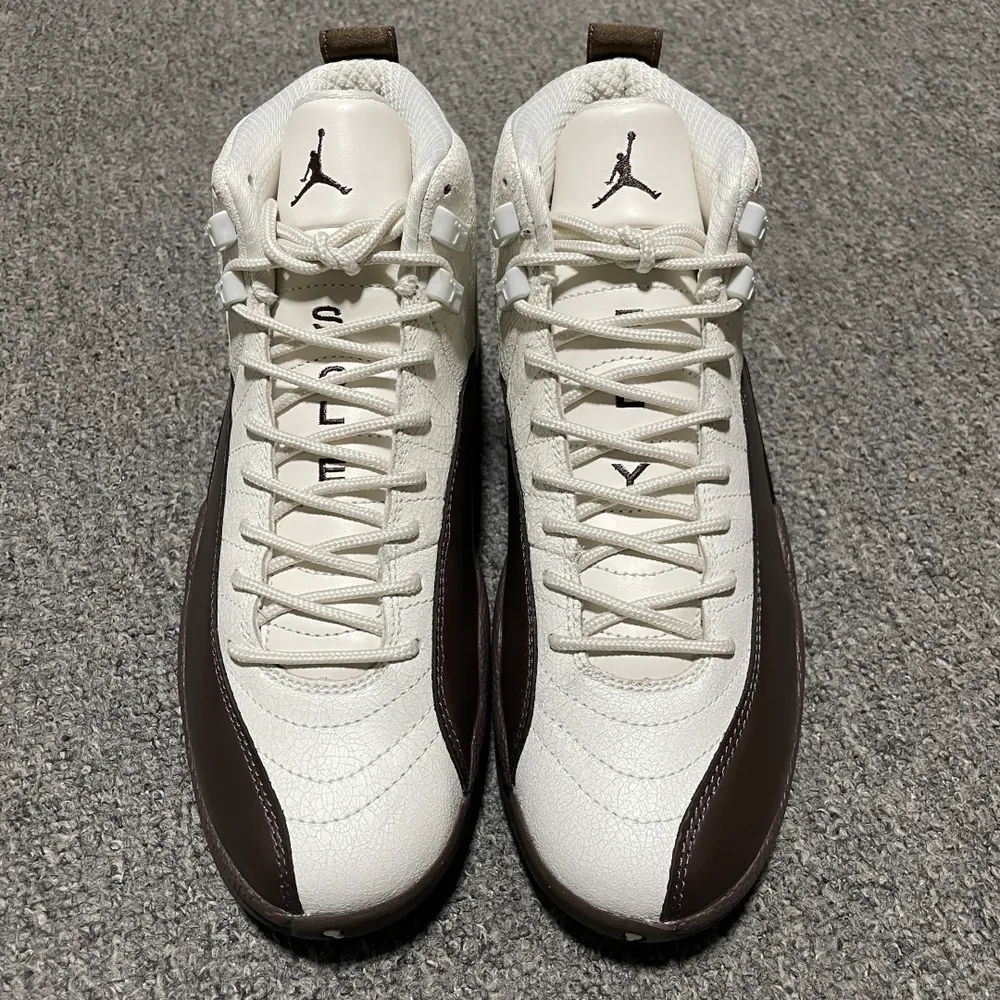 純原 SoleFly x Air Jordan 12 " Cafecito " 裂紋咖啡 AJ12喬12 男子文化籃球鞋 FZ5026-100 圈內知名口碑大廠出品 原楦原紙板 原廠皮料 原廠碳板打造 極致一眼正品既視感 高階外貿零售專供品