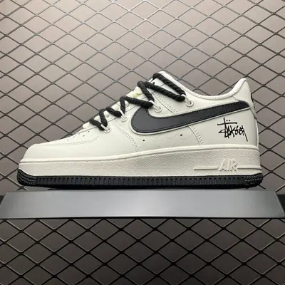 💰620 純原NK Air Force 1 空軍一號低幫休閒板鞋 ZH0316-041 尺碼：36 36.5 37.5 38 38.5 39 40 40.5 41 42 42.5 43 44 45 編號：31TDEF33