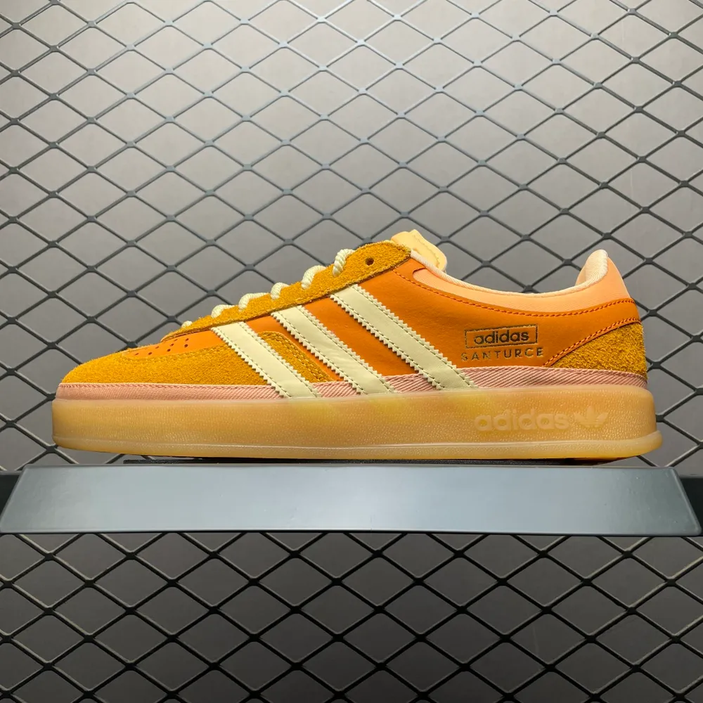 💰569 純原 Bad Bunny x AD 阿迪 Gazelle Indoor 壞痞兔聯名低幫運動休閒板鞋 JS5050 原廠品質 頭部一線大廠出品 高階外貿 平臺零售專供品質 尺碼：36 36.5 37 38 38.5 39 40 4