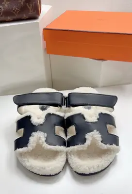 《顆粒毛》折邊款