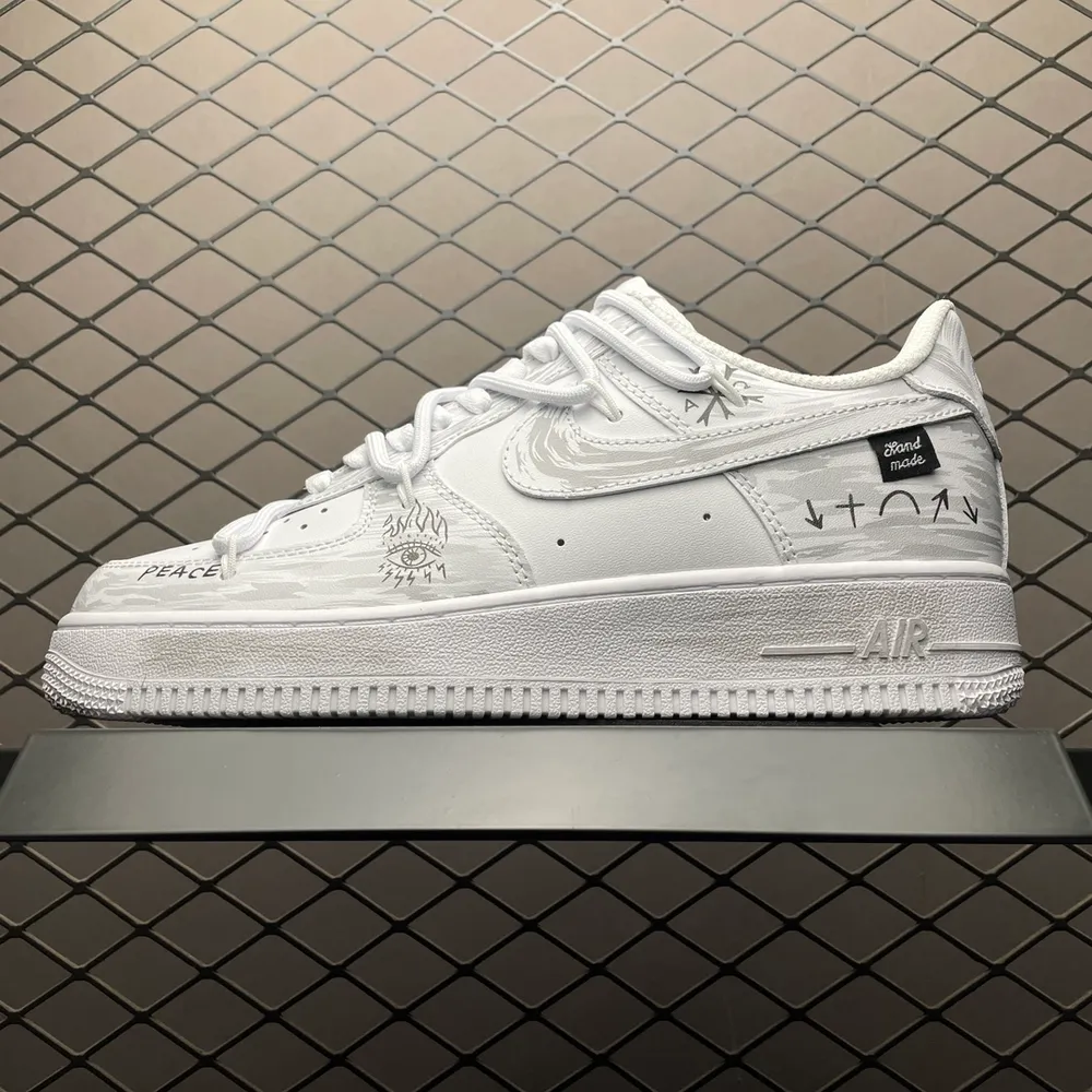 💰620 純原NK Air Force 1 空軍一號低幫休閒運動板鞋 ZH0316-049 尺碼：36 36.5 37.5 38 38.5 39 40 40.5 41 42 42.5 43 44 45 編號：31TDEF33