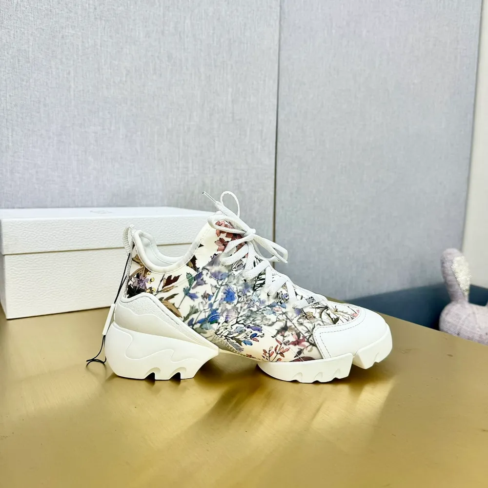 出廠價:660💰  花色+20