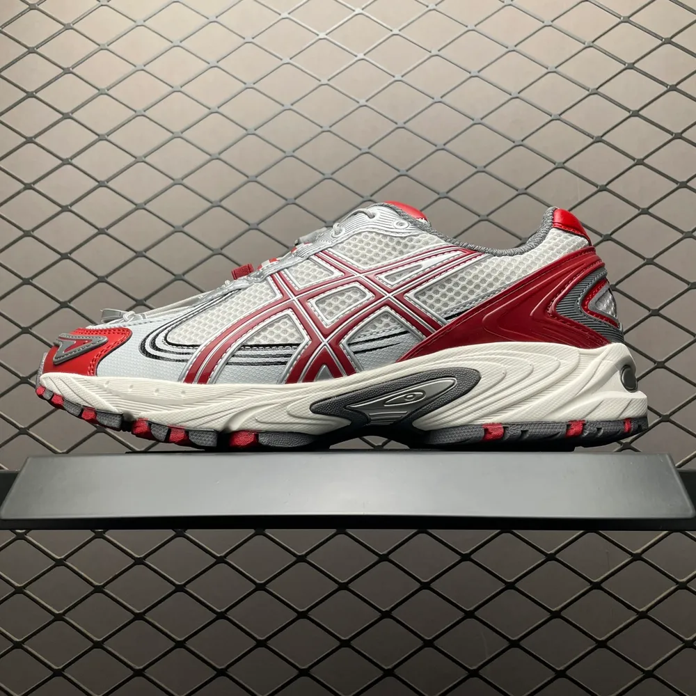 💰569 純原Asics 亞瑟士 GEL-Kahana TR V4 低幫運動休閒跑步鞋 1203A585-100 平臺專供品質 區別市面通貨 尺碼：36 37 37.5 38 39 39.5 40 40.5 41.5 42 42.5 43