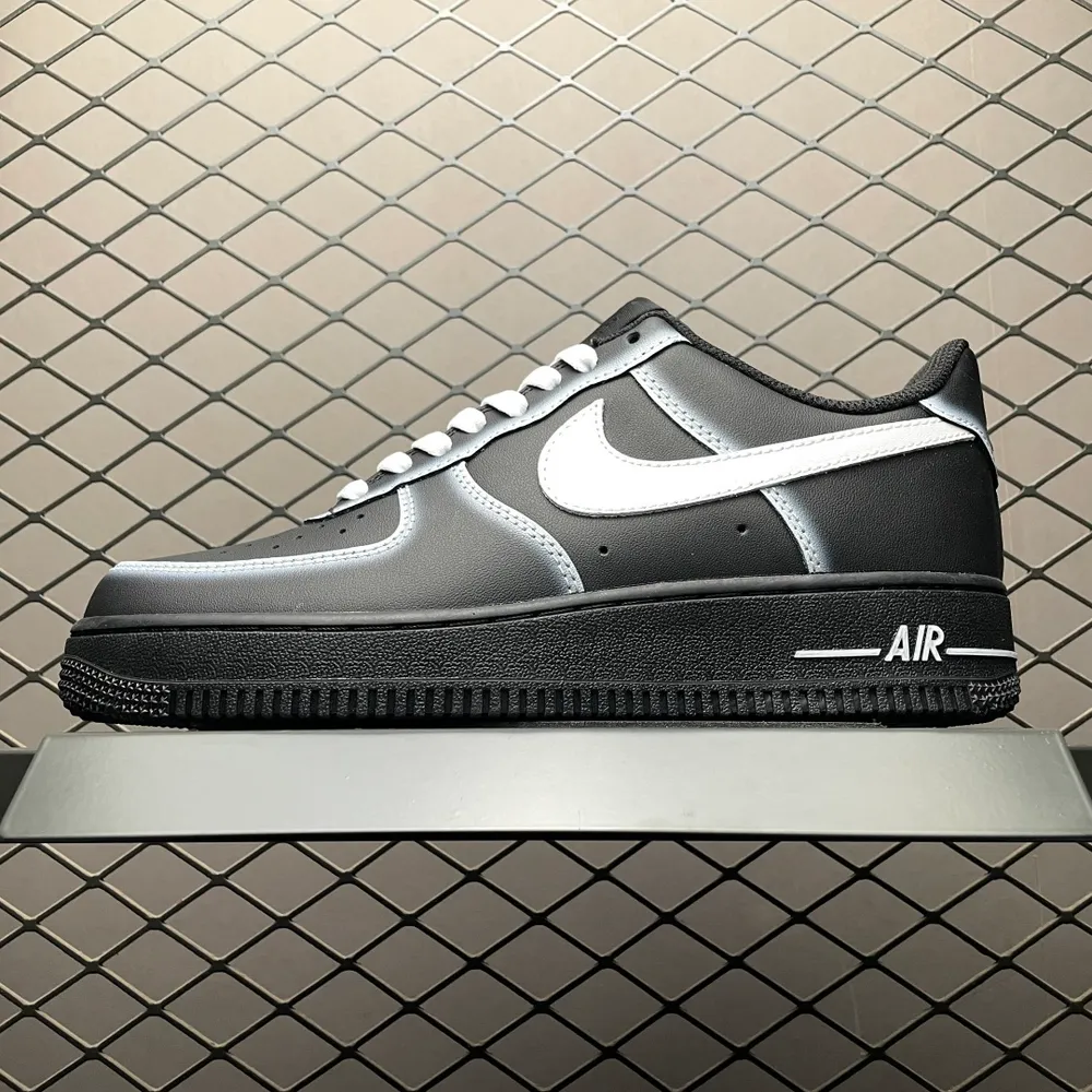 💰620 純原NK Air Force 1 空軍一號休閒板鞋 DD8959-001 尺碼：36 36.5 37.5 38 38.5 39 40 40.5 41 42 42.5 43 44 45 編號：31TDEF51