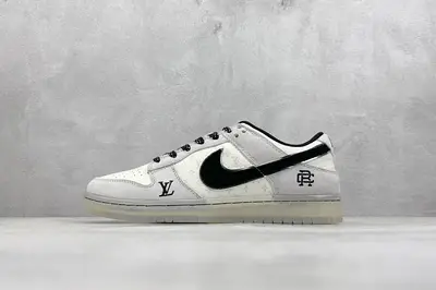 569💰