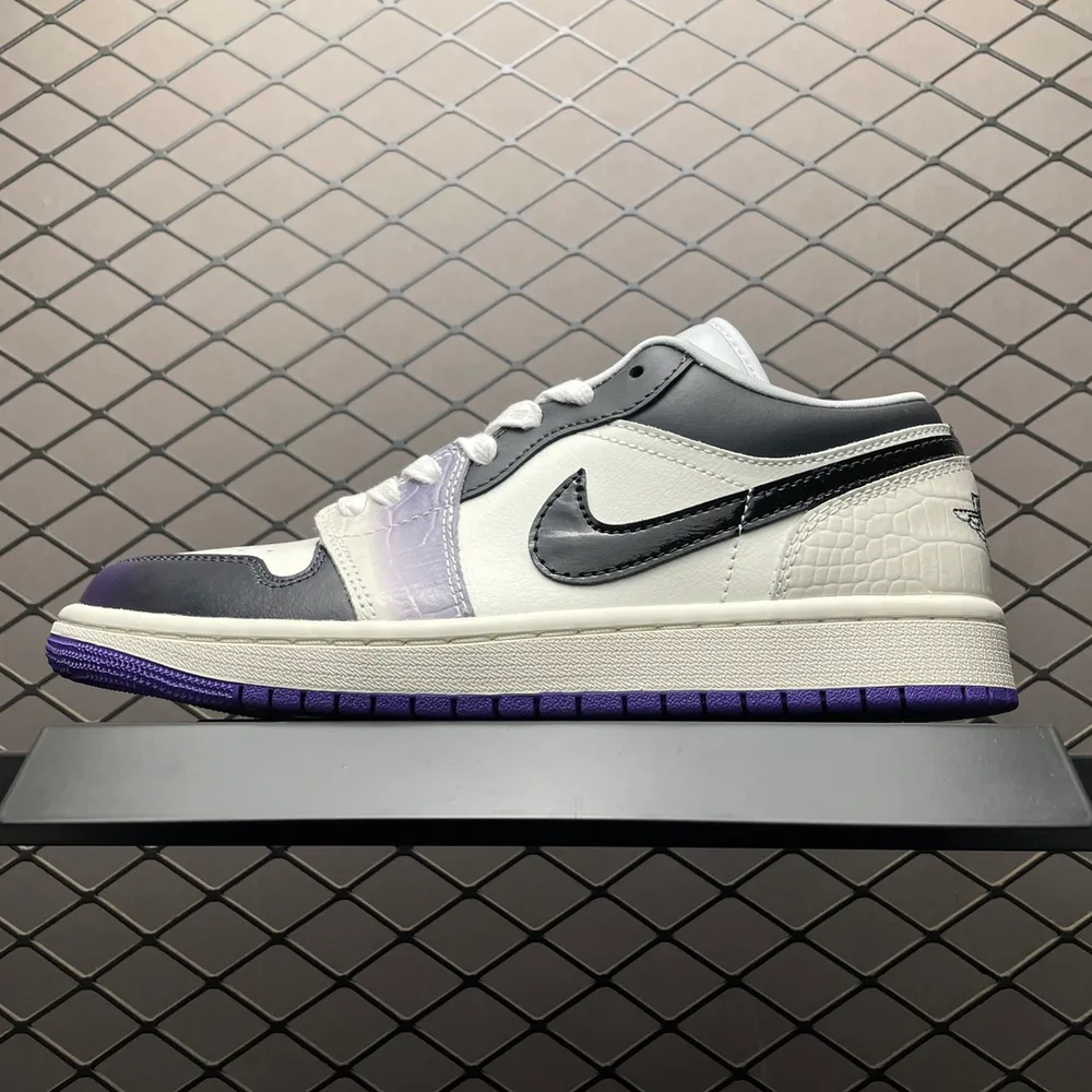 💰569 純原Air Jordan 1 Low AJ1喬1低幫文化籃球鞋 HF5759-101 目前市售最高品質出貨 原鞋開發 平臺訂單專用代工流水線打造 每一個配色均採購原鞋確認細節 尺碼：35.5 36 36.5 37.5 38 38