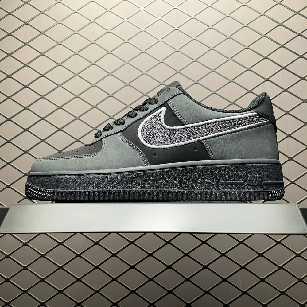 💰540 純原NK Air Force 1 Low 空軍一號低幫休閒板鞋 IB6842-002 尺碼：36 36.5 37.5 38 38.5 39 40 40.5 41 42 42.5 43 44.5 45 編號：25TDEF51
