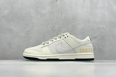 569💰