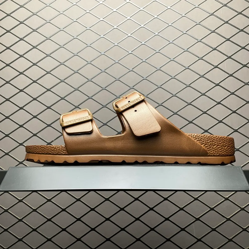 💰410  純原 Birkenstock 博肯/勃肯 EVA 雙扣拖鞋涼鞋 1027328 大廠出品 夏季走量必備爆款🔥超輕發泡大底 整鞋十分輕便 尺碼：36 37 38 39 40 41 42 43 44 45 46 編號：13DCE