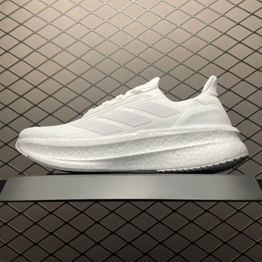💰569 純原AD 阿迪 Ultra Boost 5X 超彈力爆米花中底休閒跑步鞋 JH7245 尺碼：39 40 40.5 41 42 42.5 43 44 44.5 45 46 46.5 47 48 編號：27TDEE101