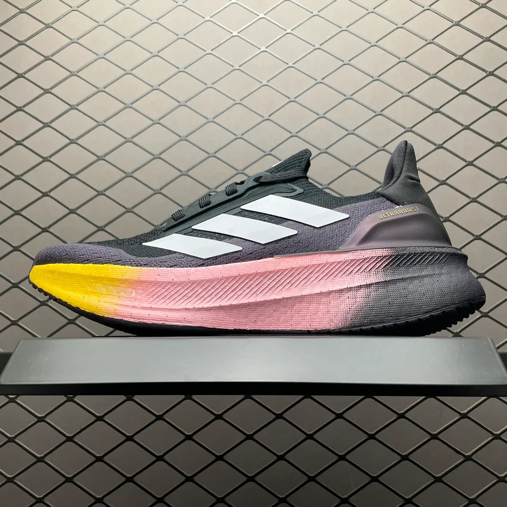 💰569 純原AD 阿迪 Ultra Boost 5X 超彈力爆米花中底休閒跑步鞋 JI1332 尺碼：39 40 40.5 41 42 42.5 43 44 44.5 45 46 46.5 47 48 編號：27TDEE101