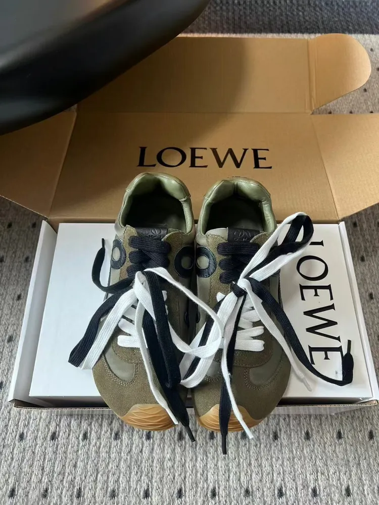 羅意威 Loew* 全新Flow Runner2.0系列新款走秀運動鞋