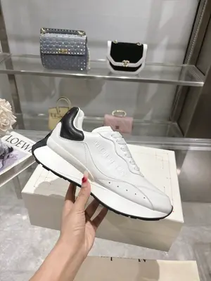 ALEXANDER MCQUEEN/亞歷山大麥昆 2025春夏新款Sprint運動情侶款 鞋側面飾有時尚個性字母seal Logo標誌 牛皮工藝 羊皮內裡 牛皮墊腳透氣防掉色. 原版1:1大底，最新精美全套包裝 另配有一幅鞋帶 35-45