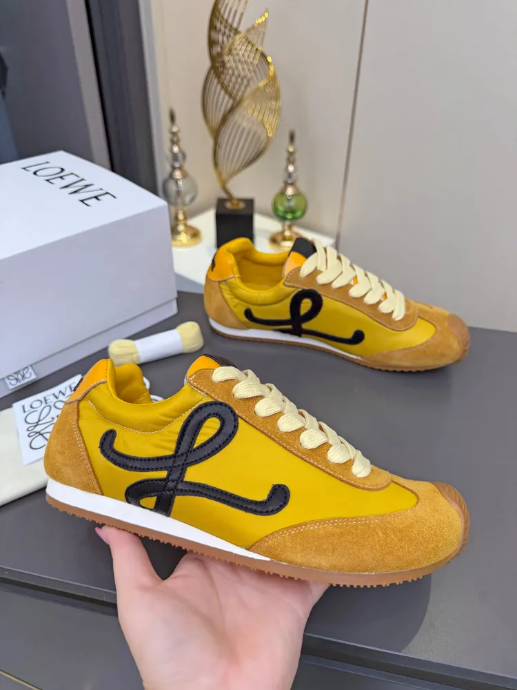 羅意威·LOEWE 阿甘鞋⛳️腳感無敵！年度暴走款 內增高德訓鞋！