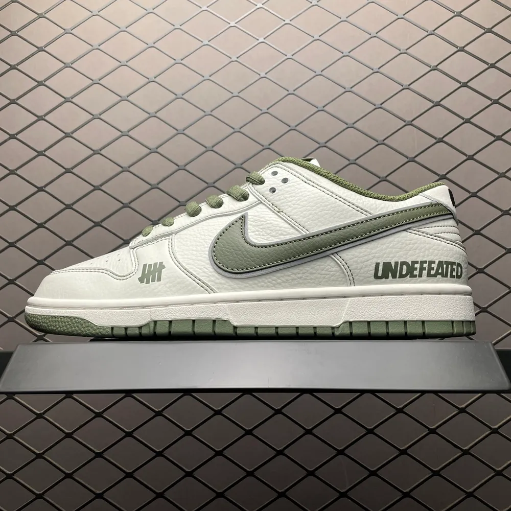 💰650 純原NK Dunk Low 客制款 低幫休閒板鞋 UN1697-633 尺碼：36 36.5 37.5 38 38.5 39 40 40.5 41 42 42.5 43 44 44.5 45 編號：33TDEF511