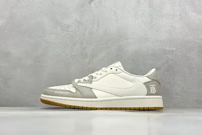 560💰