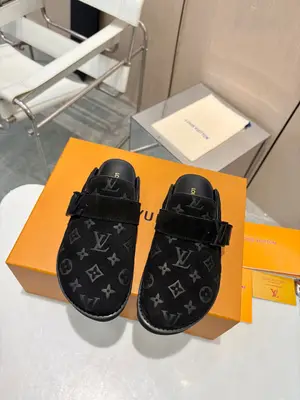 女p640男款p650✨ LV情侶款包頭拖鞋｜高階感拉滿，走路都帶風！ ✨